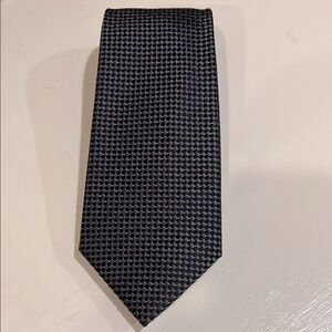 DONALD J TRUMP 100% Silk TIE Classic Black Gray Textured Tie Never Worn